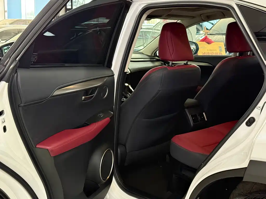 Lexus NX — миниатюра 9