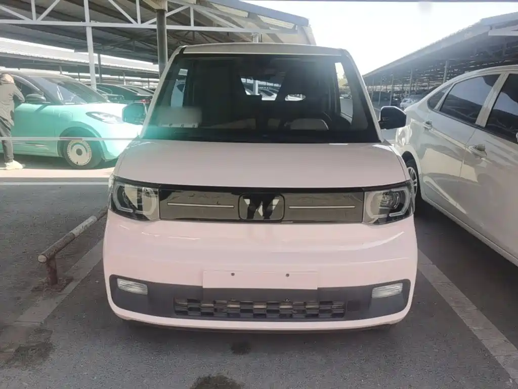 Wuling MINIEV — миниатюра 3