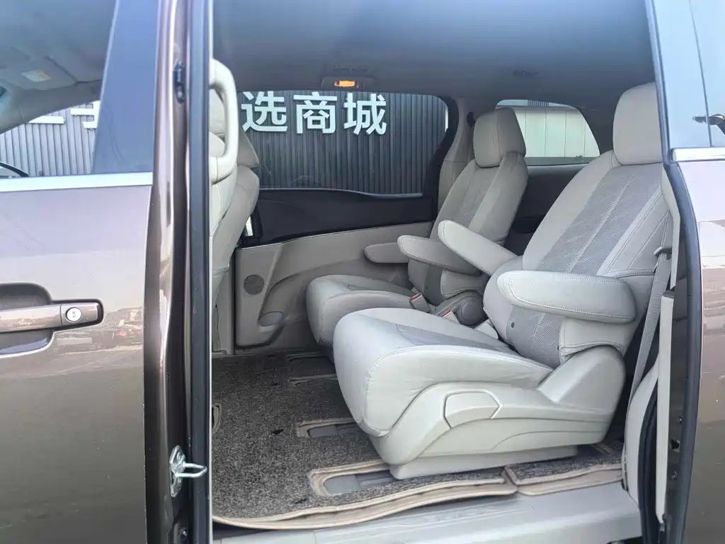 Buick GL8 2017 25S Luxury V