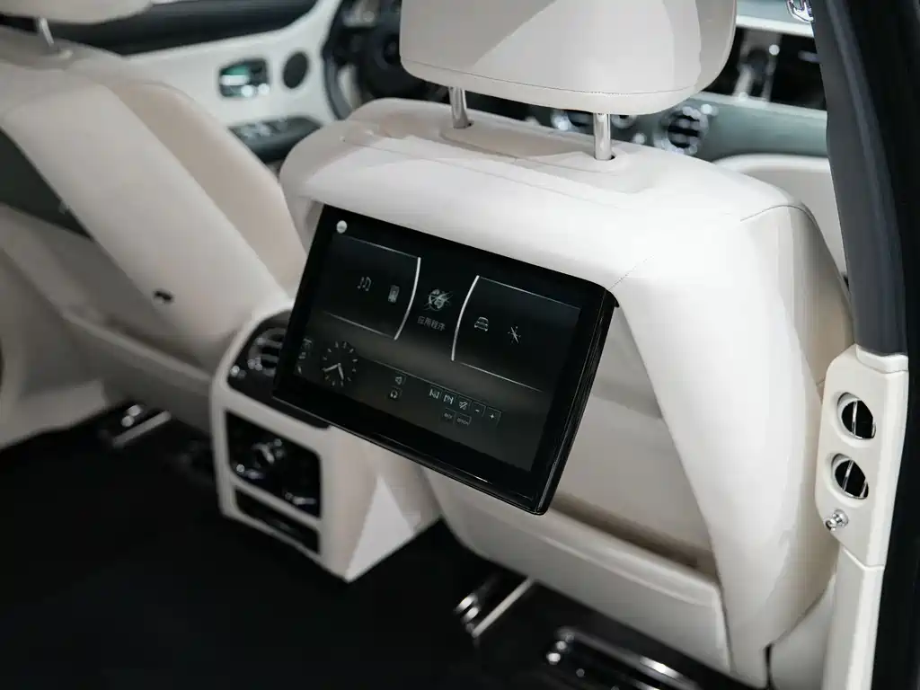 Rolls-Royce Ghost — миниатюра 42