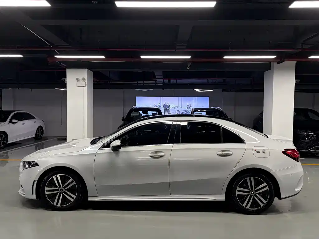 Mercedes-Benz A-Class A 2020 A 180 L Sport