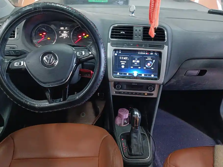 Volkswagen Polo — миниатюра 12