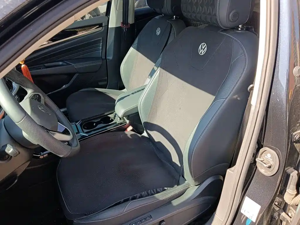 Volkswagen Passat — миниатюра 8