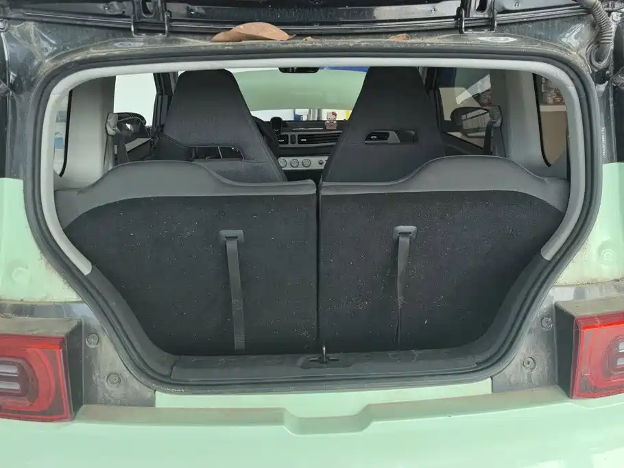 Wuling MINIEV — миниатюра 4