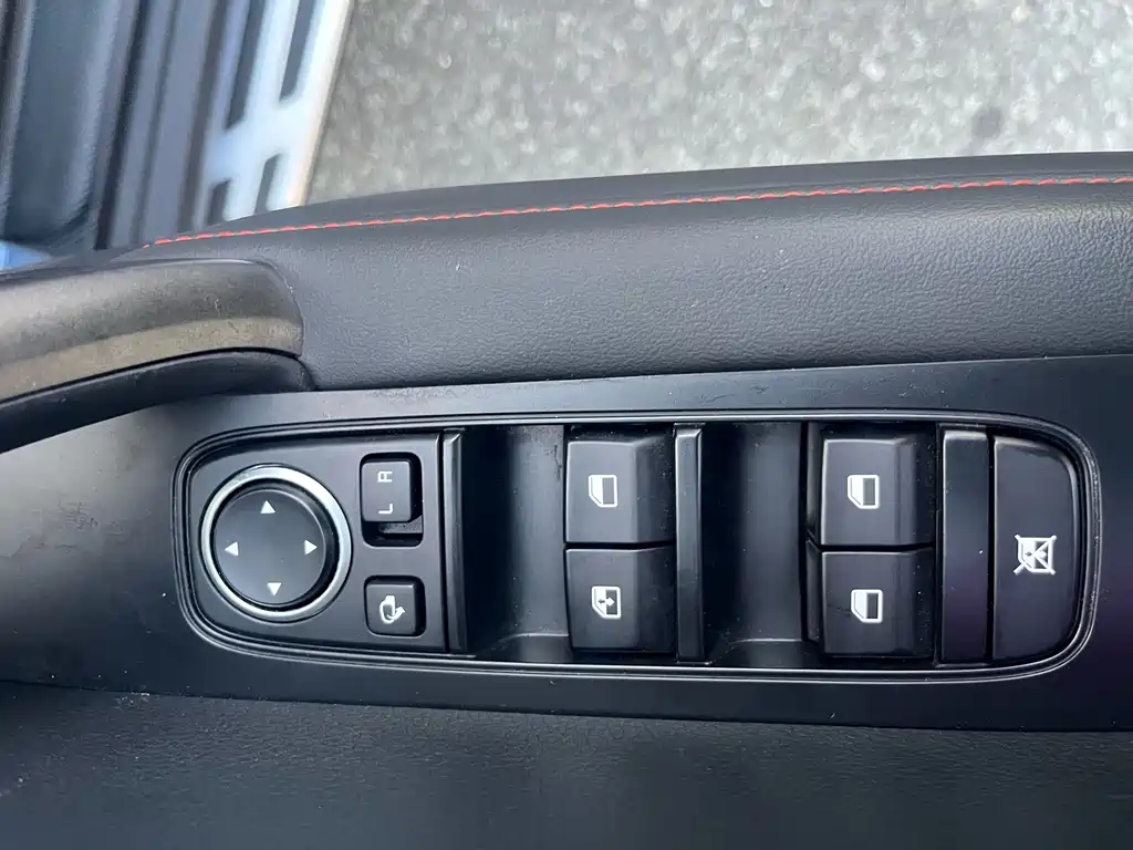 Kia Sportage — миниатюра 25