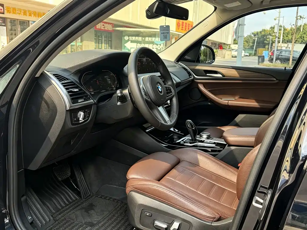 BMW X3 — миниатюра 4