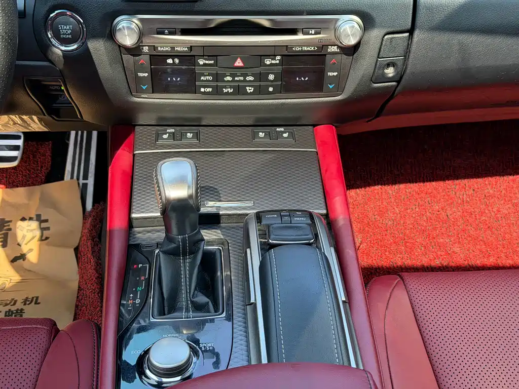 Lexus GS — миниатюра 8