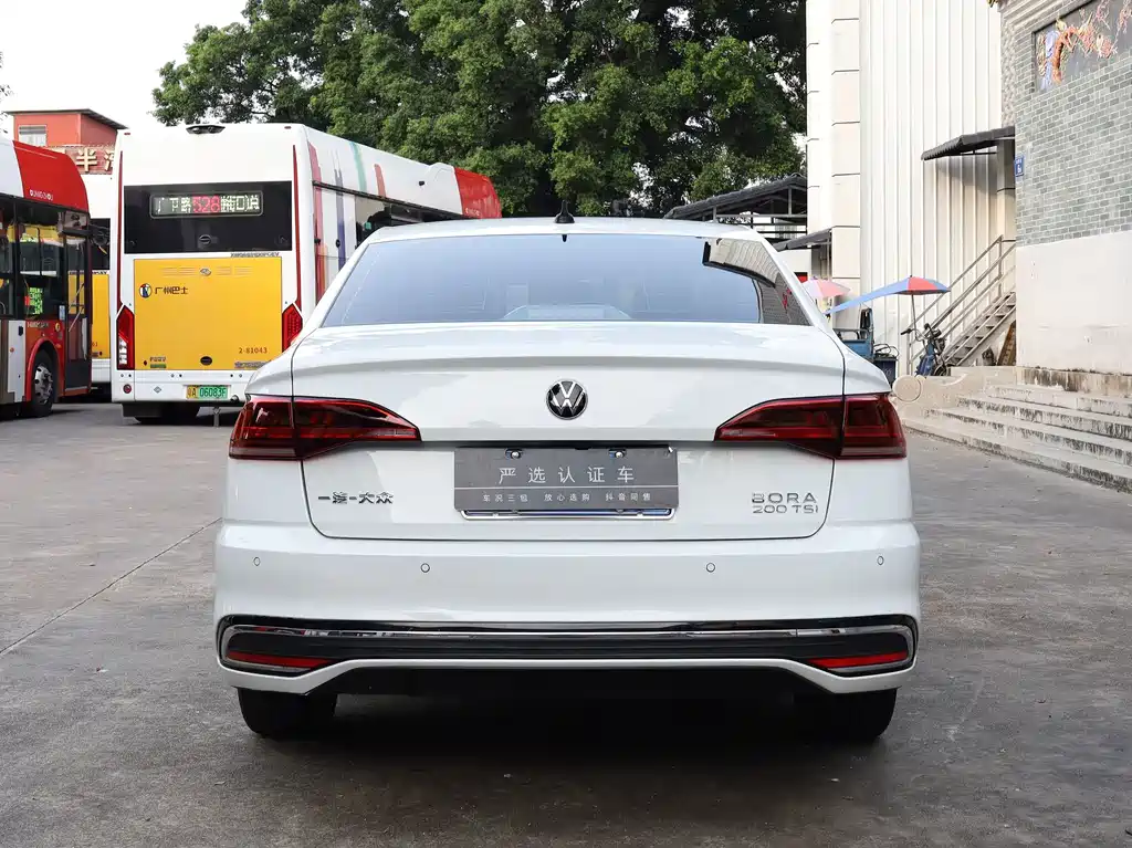 Volkswagen Bora — миниатюра 8
