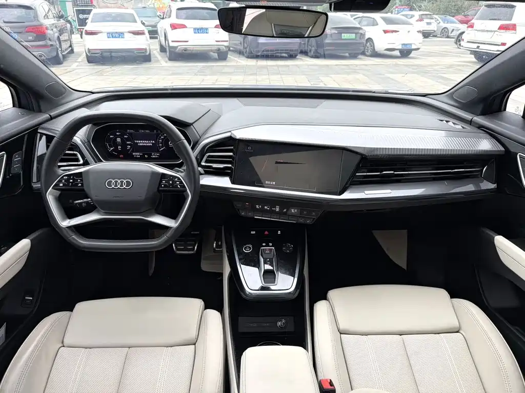 Audi Q4 e-tron 2022 40 e-tron