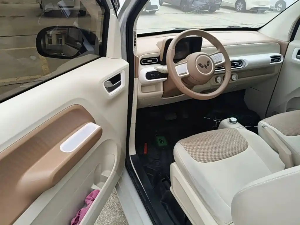 Wuling MINIEV — миниатюра 16