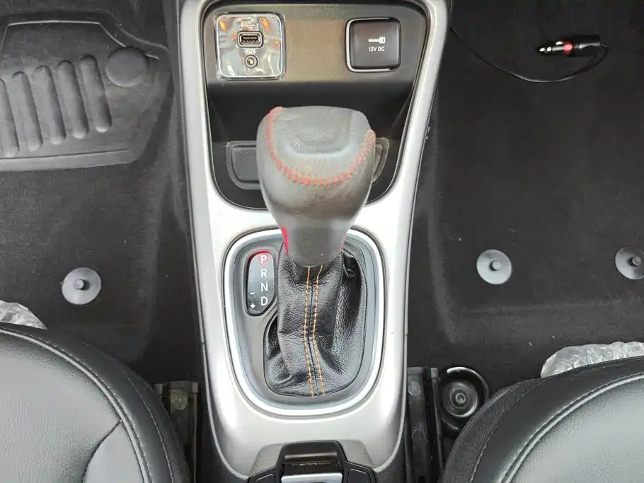 Jeep Compass — миниатюра 16