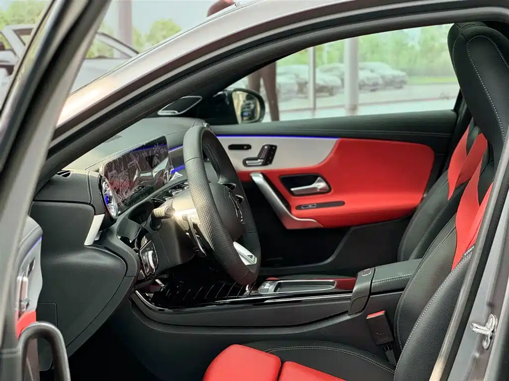 MERCEDES-BENZ A CLASS AMG