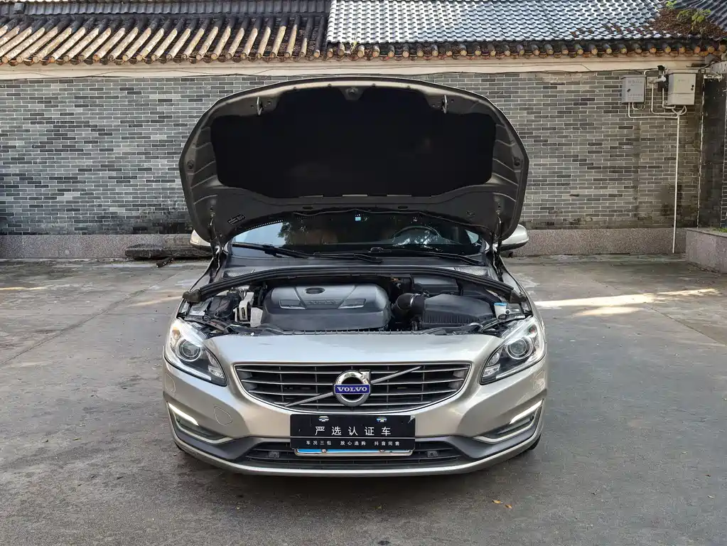 Volvo S60 — миниатюра 11
