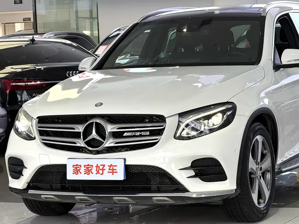 MERCEDES-BENZ GLC