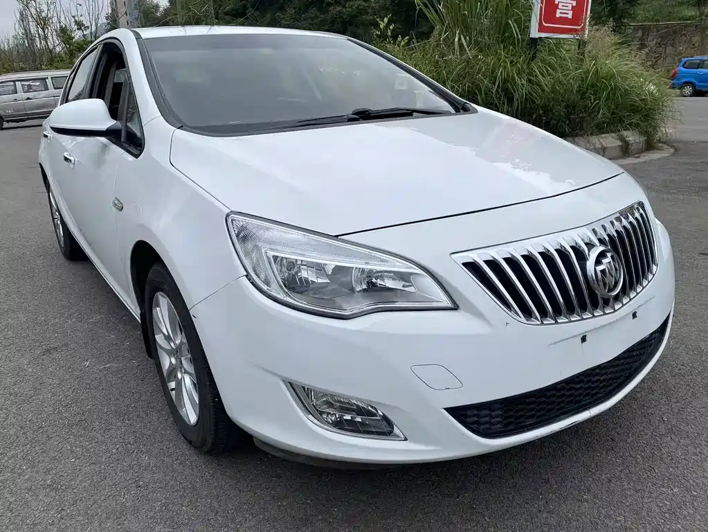 Buick Excelle — миниатюра 2