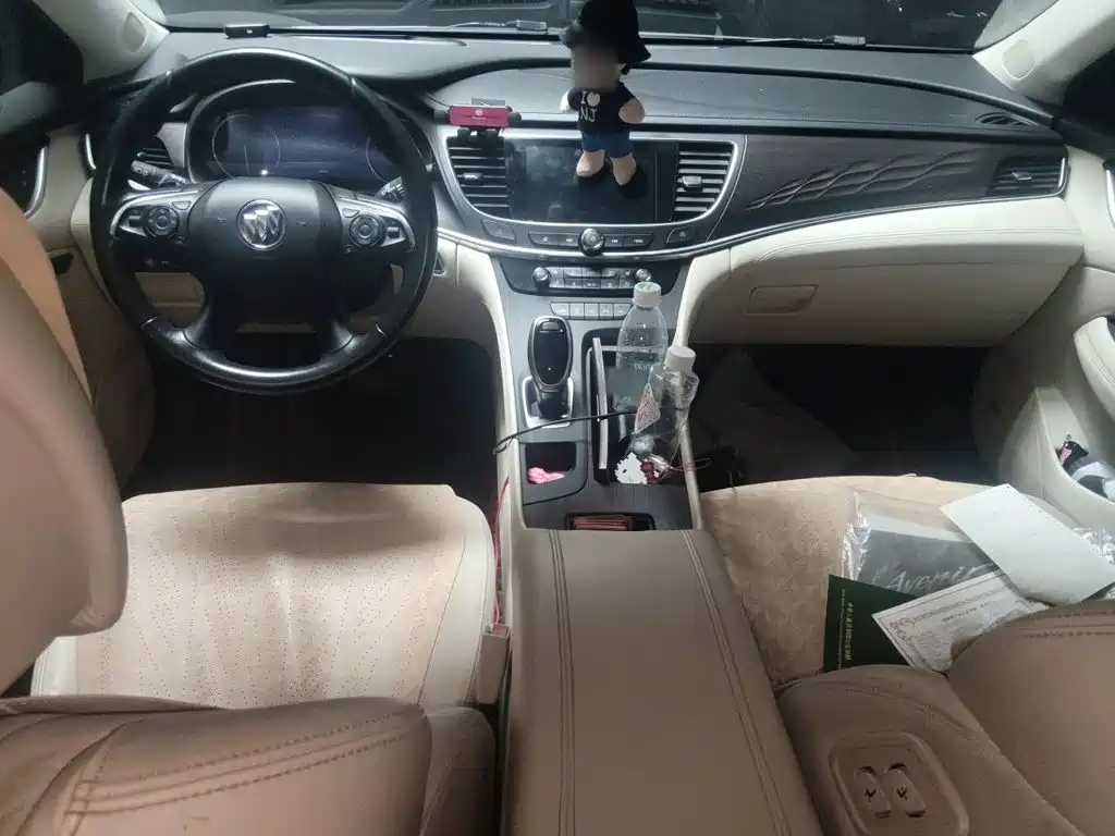 Buick LaCrosse — миниатюра 5