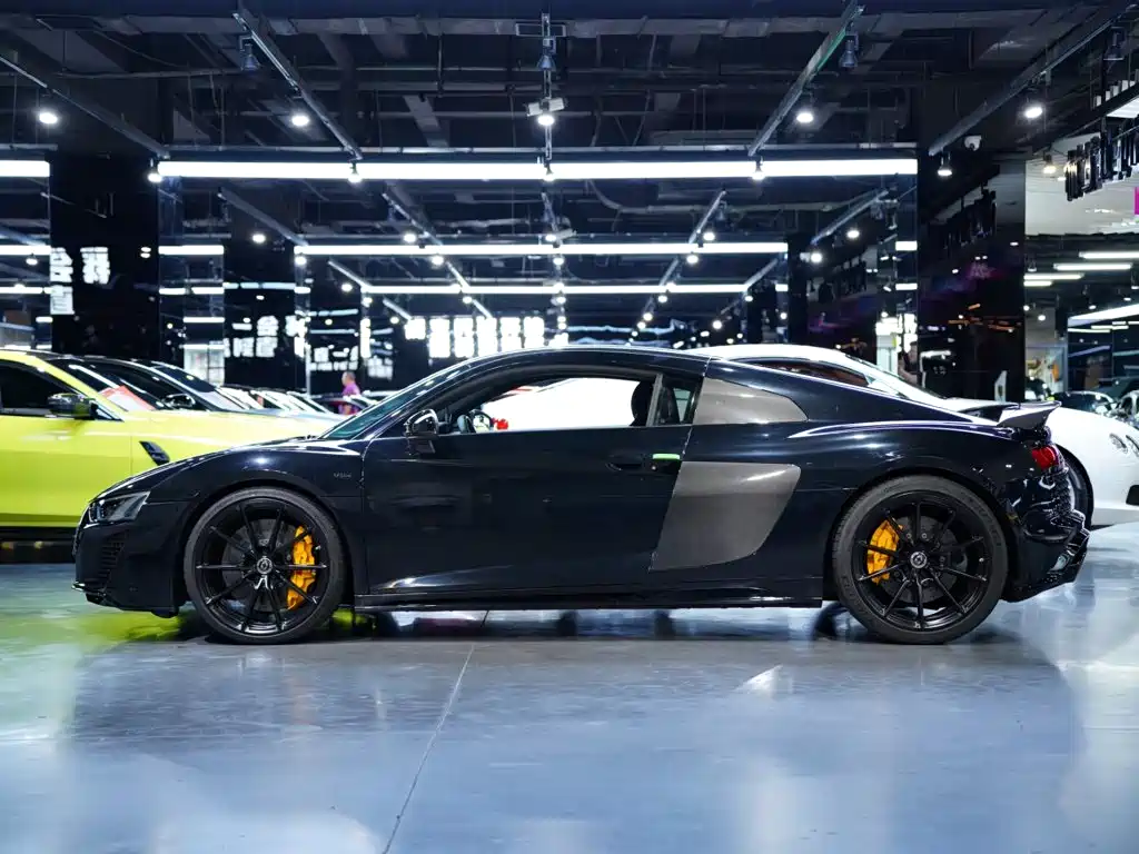 Audi R8 — миниатюра 4