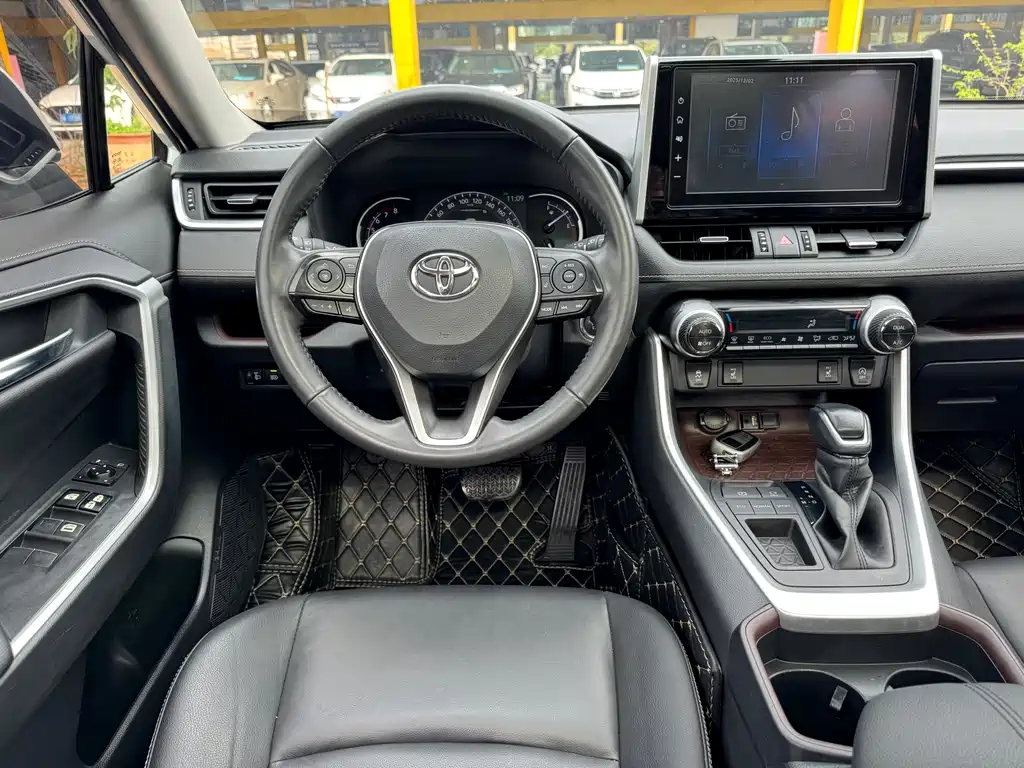 TOYOTA RAV4 RONGFANG