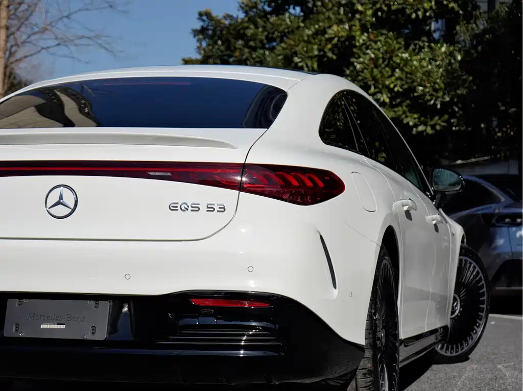 MERCEDES-BENZ EQS AMG