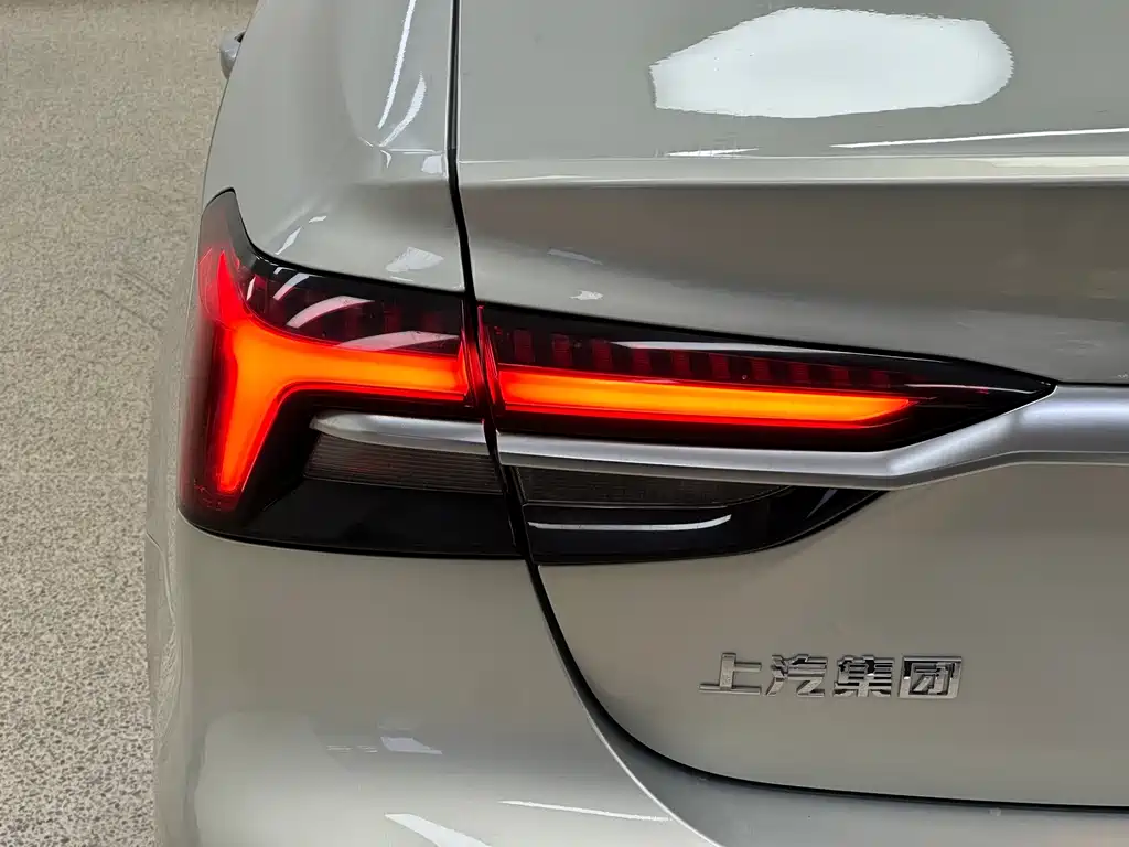 Roewe Feifan ER6 — миниатюра 9