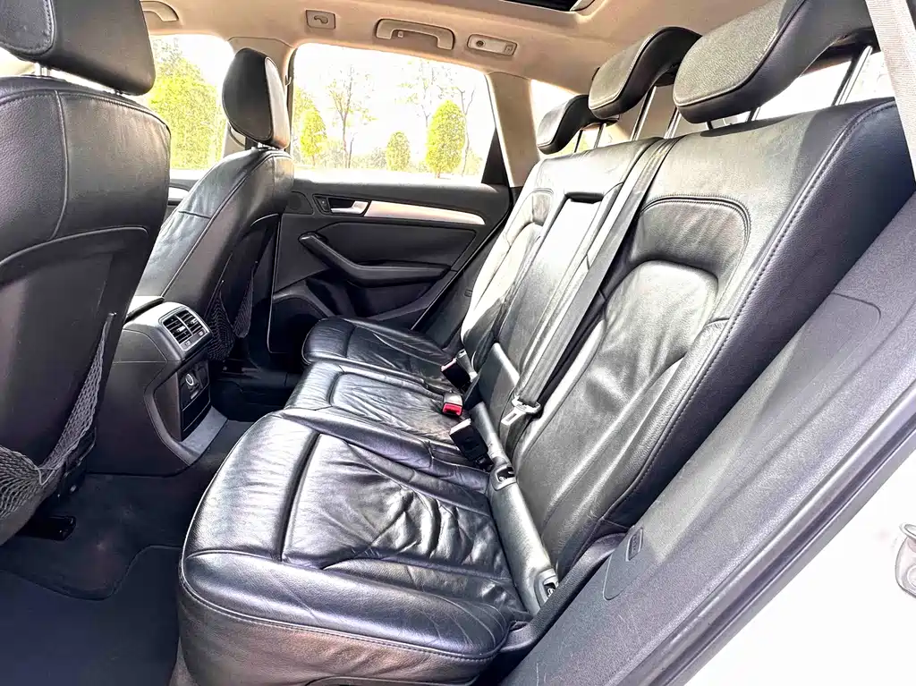 Audi Q5 — миниатюра 11