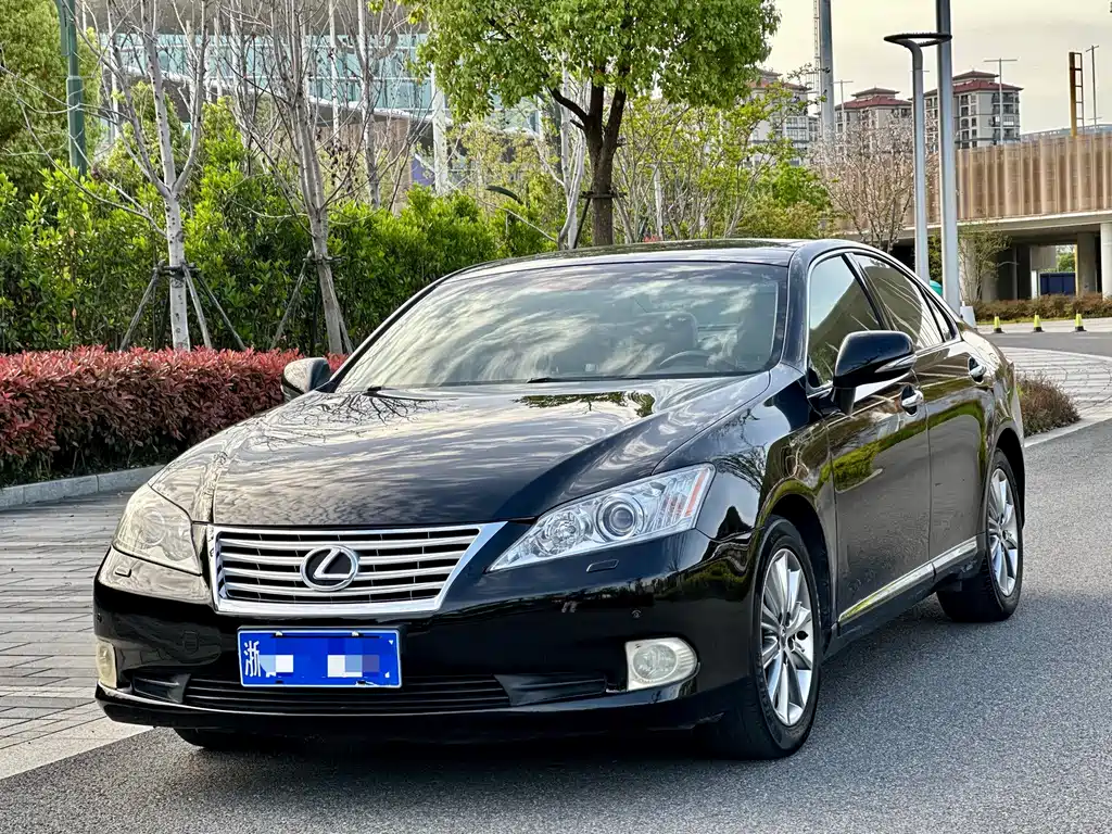 Lexus ES 2011