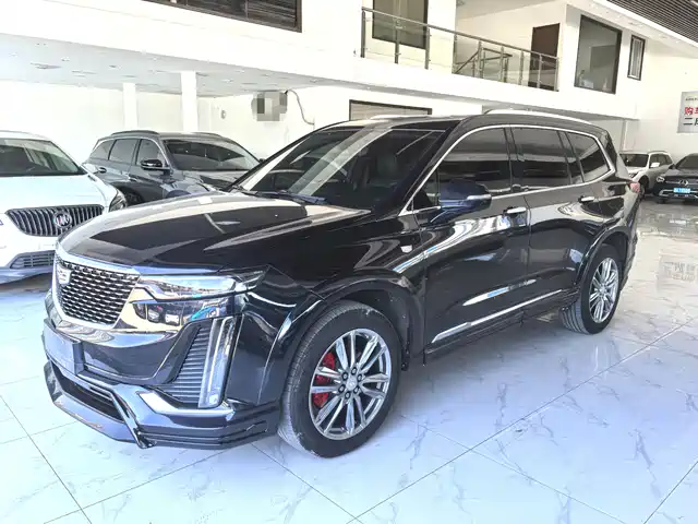 CADILLAC XT6 2023