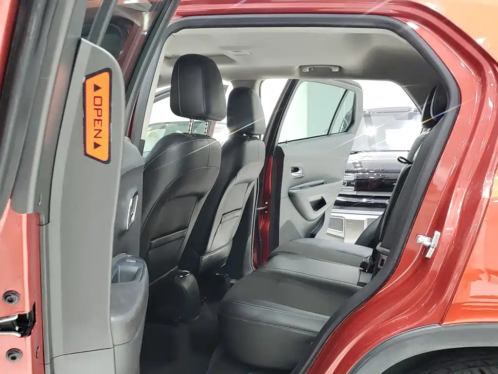 Chevrolet Trax — миниатюра 9