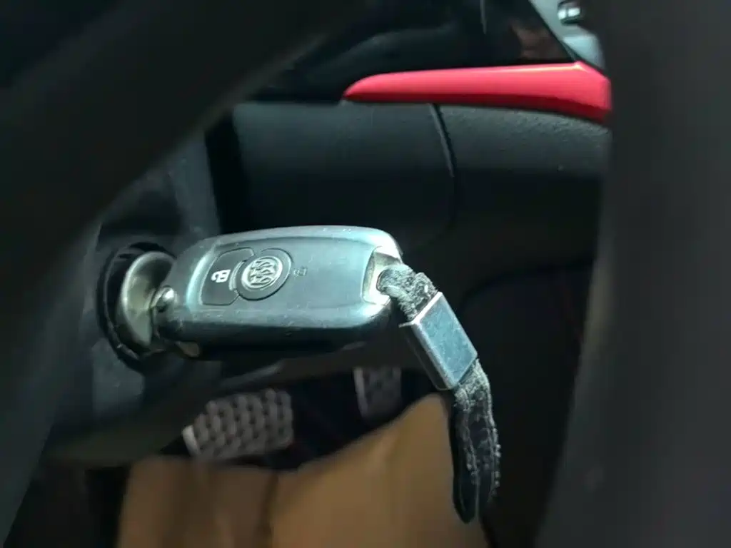 Buick Verano — миниатюра 9