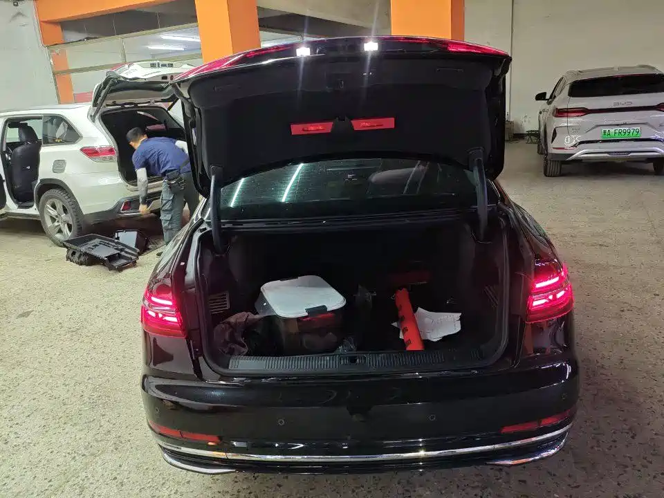 Audi A8 2024 A8L 55 TFSI quattro Flagship