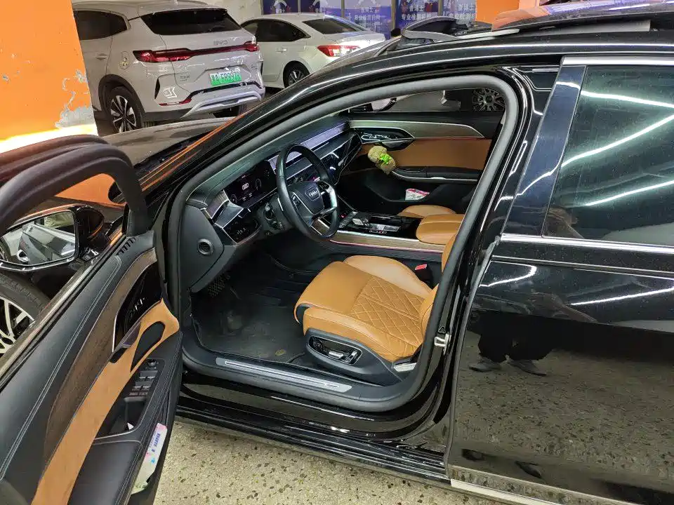 Audi A8 2024 A8L 55 TFSI quattro Flagship