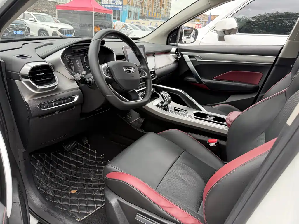 Geely Binyue — миниатюра 4