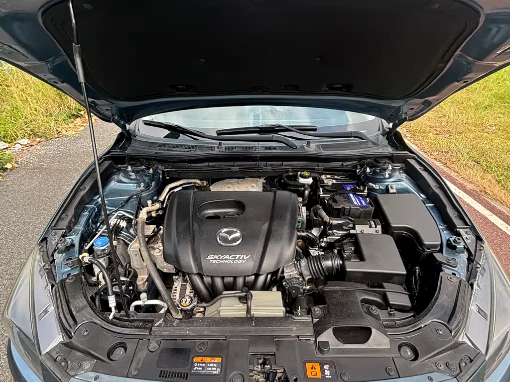 Mazda 3 Axela — миниатюра 16