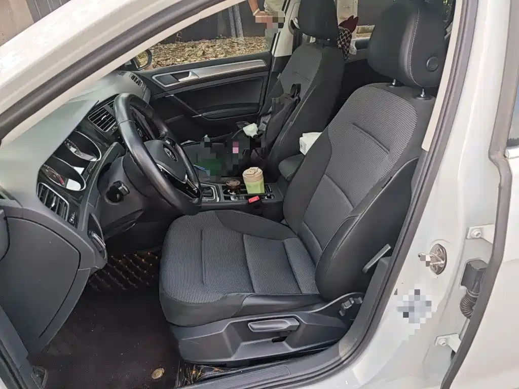 Volkswagen Golf — миниатюра 11