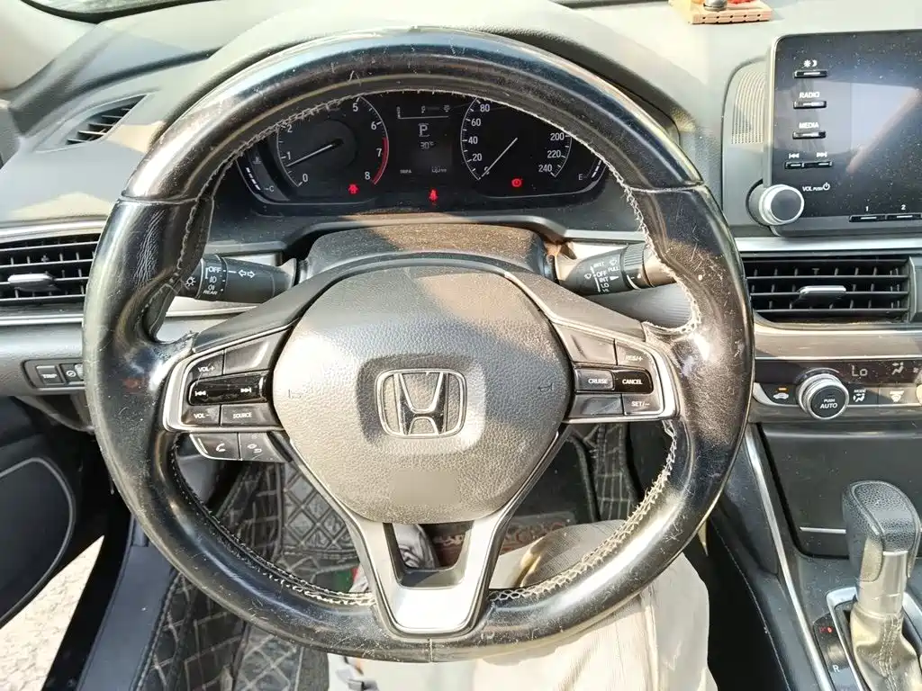 Honda Accord — миниатюра 3