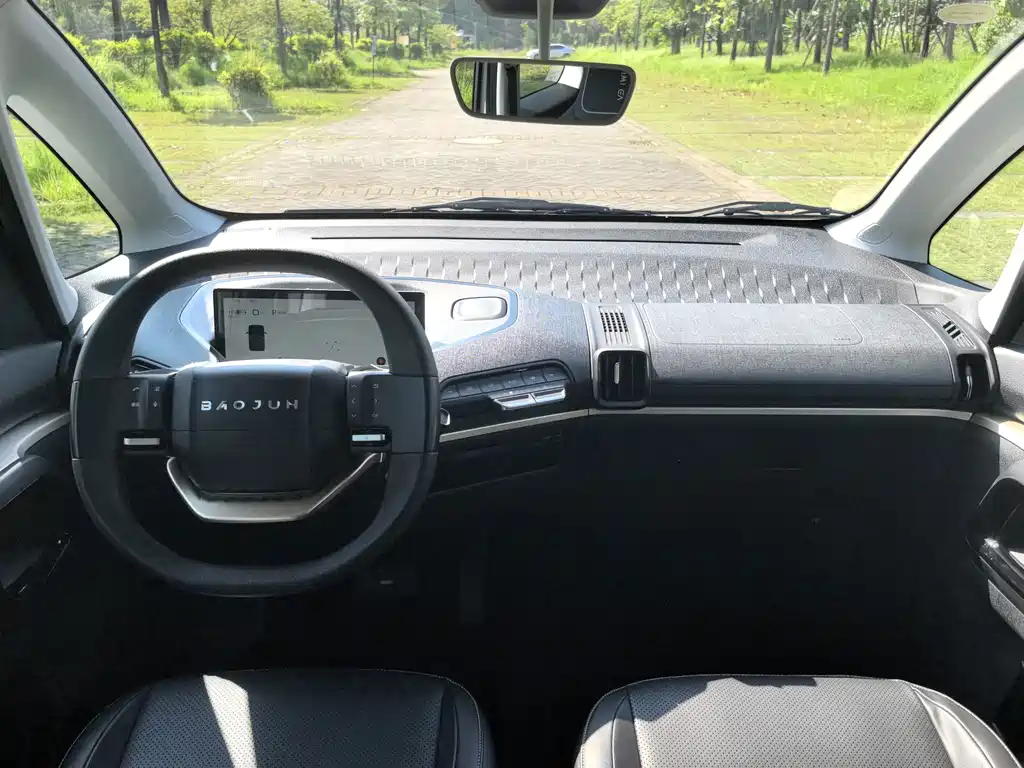 Baojun KiWi EV — миниатюра 14