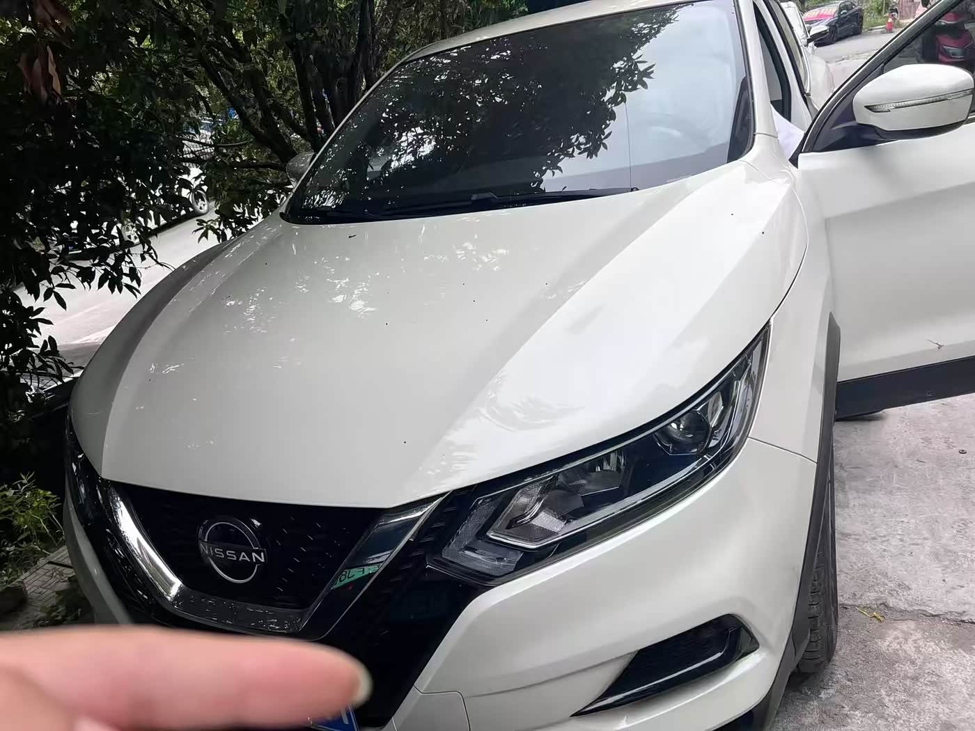 Nissan Qashqai 2.0 л 2024 г. Белый, пробег 21000 км