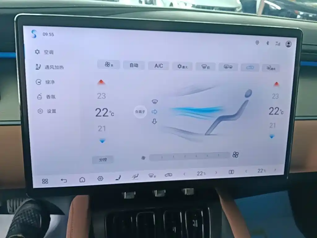 BYD L EV — миниатюра 13
