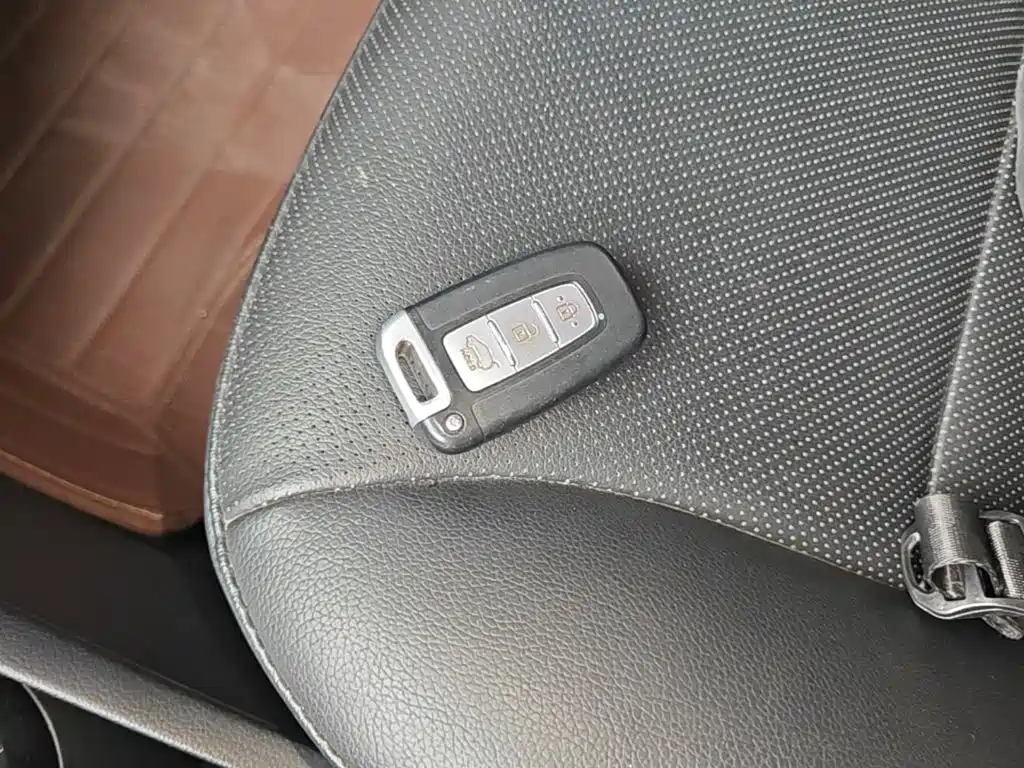 Kia K2 — миниатюра 9