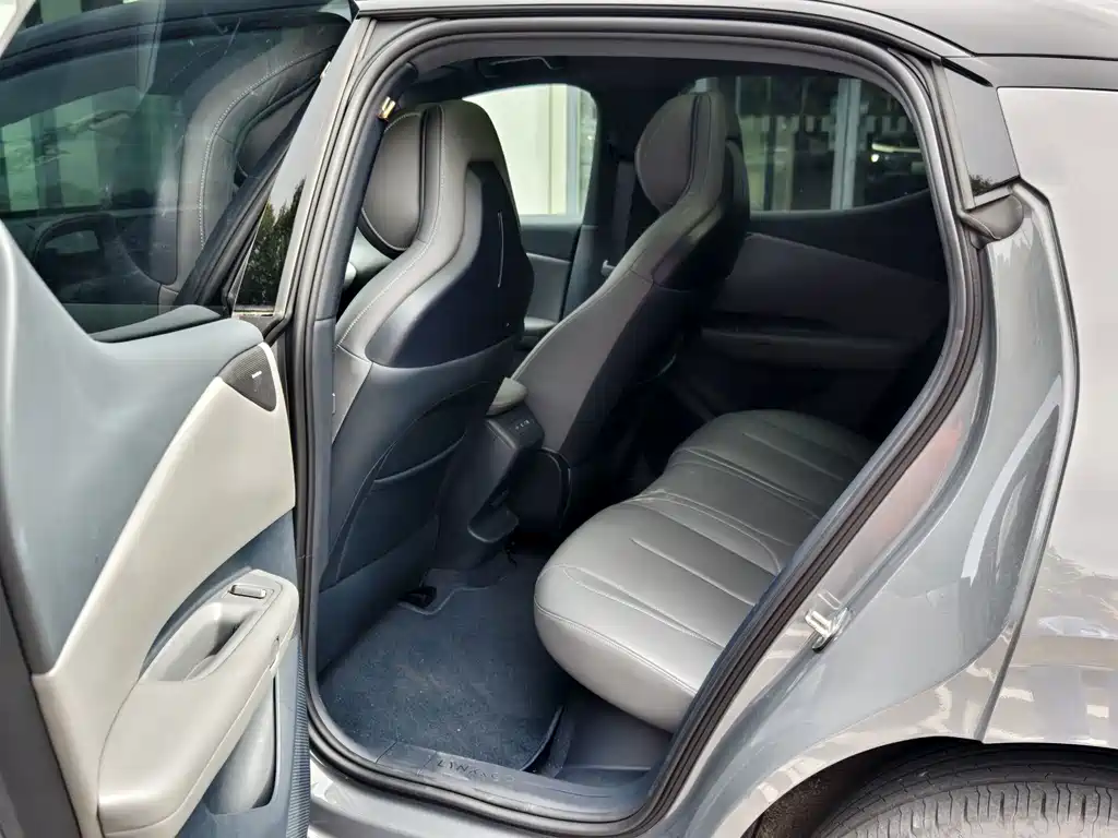 Lynk & Co Z20 — миниатюра 6