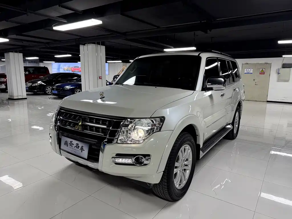 Mitsubishi V97 2020 3.8L