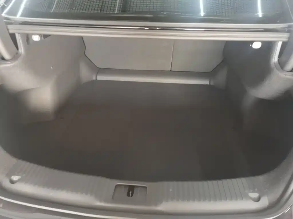 Hongqi Hongqi H5 PHEV — миниатюра 19