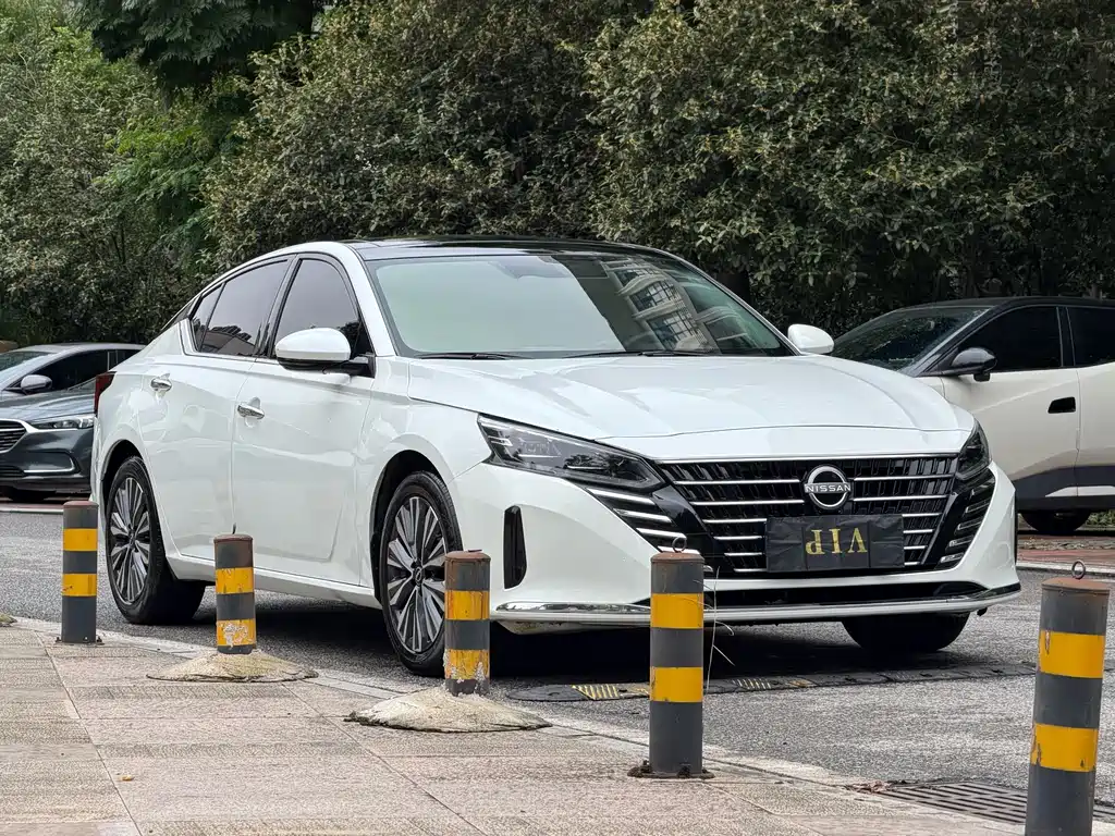 Nissan Teana — миниатюра 2