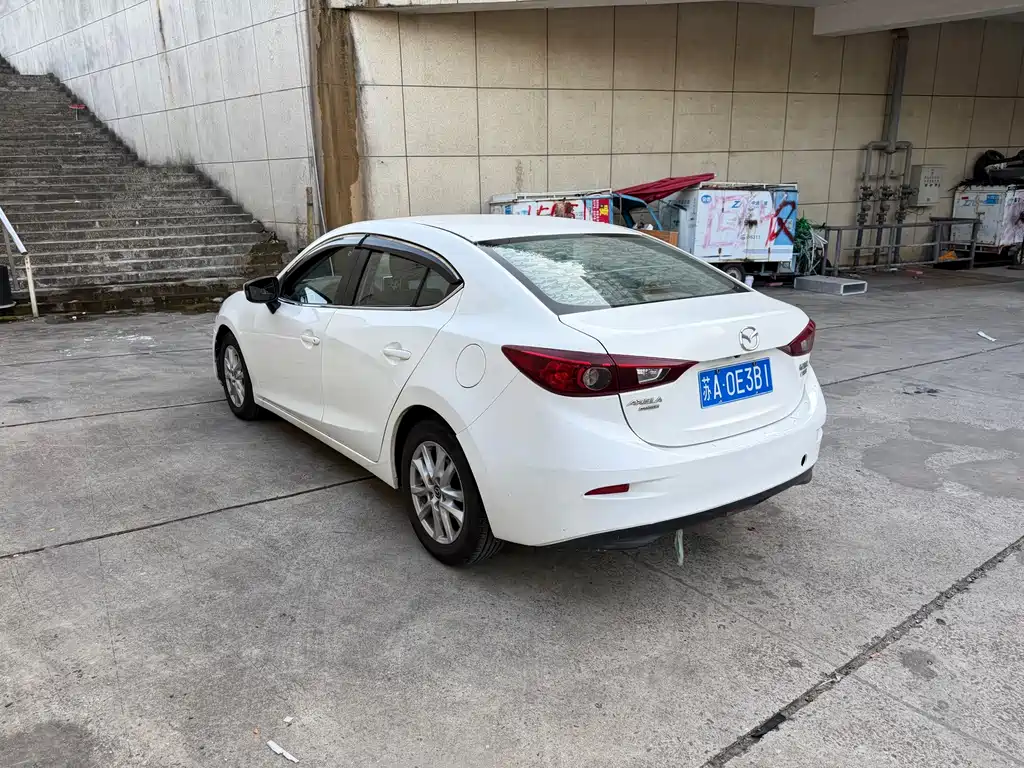 Mazda 3 Axela — миниатюра 6