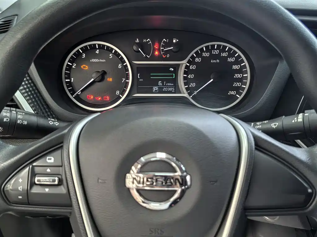 Nissan Bluebird — миниатюра 6