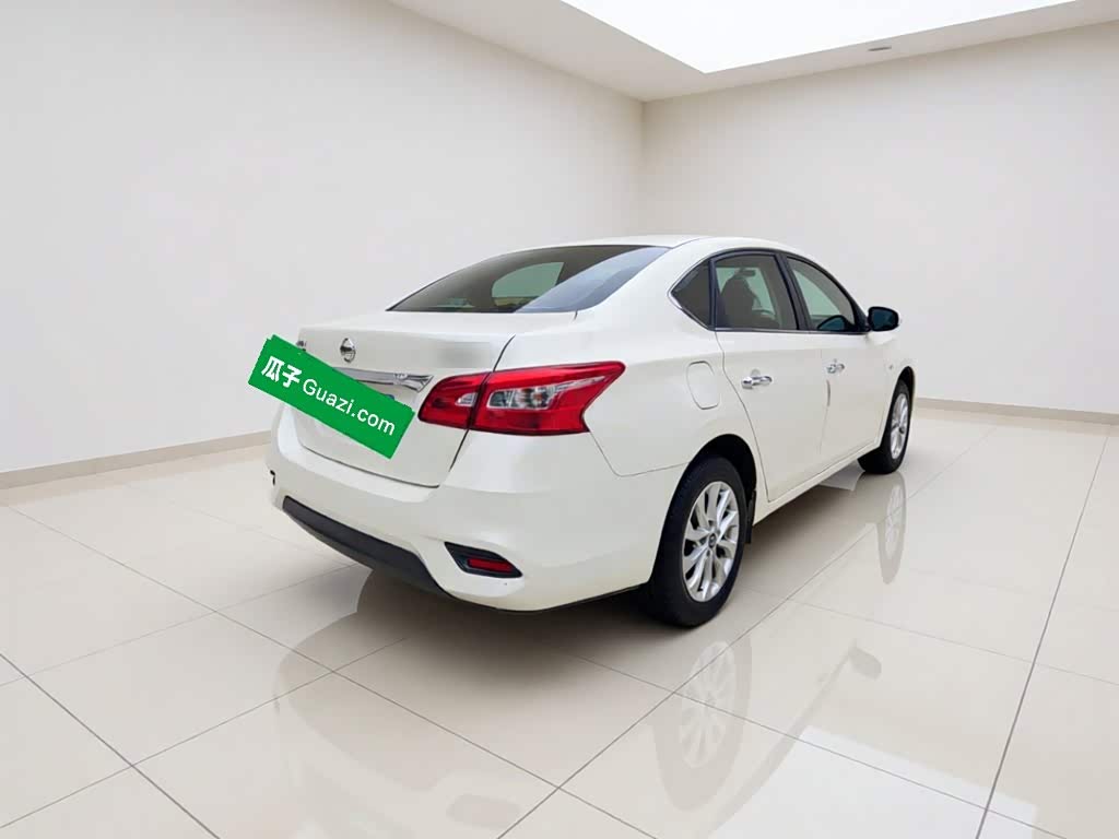 Nissan Sylphy 1.6 л 2022 г. Белый, пробег 14600 км