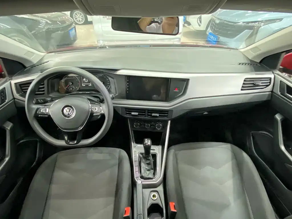 Volkswagen Polo — миниатюра 5