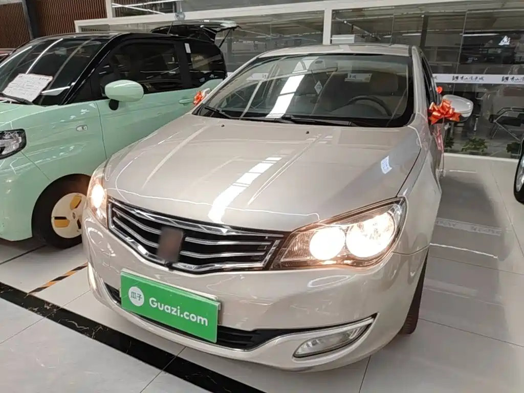 Roewe 350 — миниатюра 2