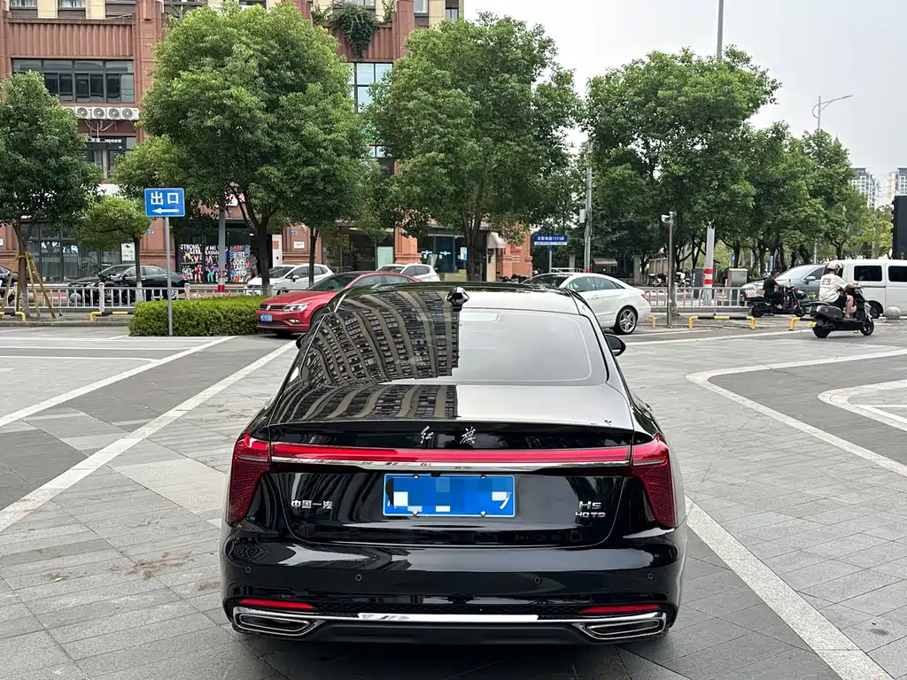 Hongqi Hongqi H5 — миниатюра 15