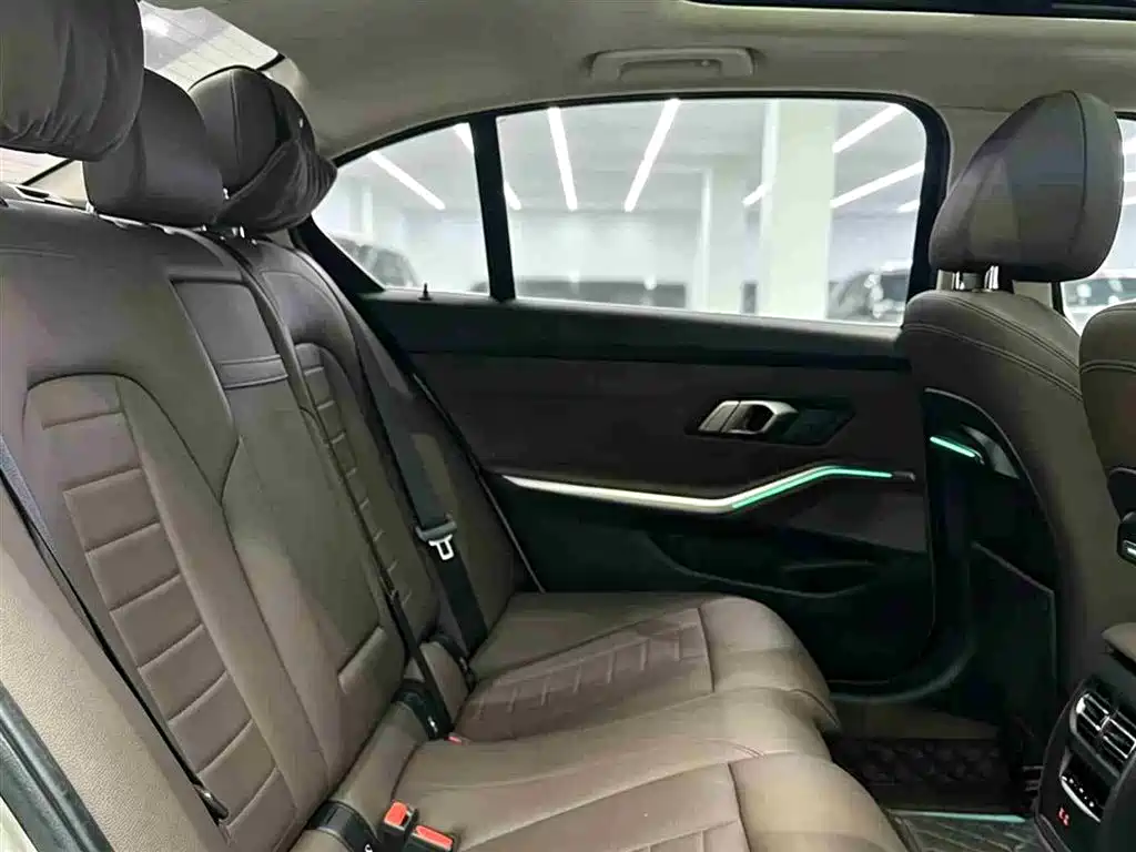 BMW 3 Series — миниатюра 6